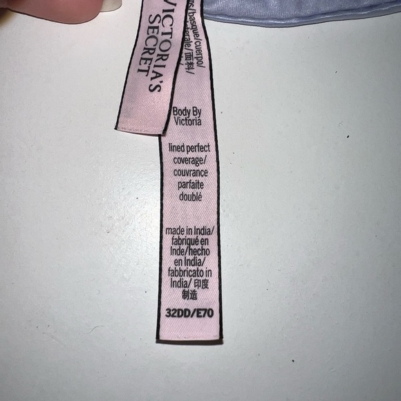 5 Victoria’s Secret Bras size 32DD - Picture 14 of 16